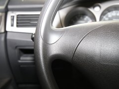 2011款 1.6L 自动 尊贵型