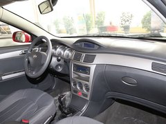 2011款 1.6L 自动 尊贵型
