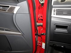 2011款 1.6L 自动 尊贵型