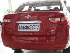 2011款 1.6L 自动 尊贵型