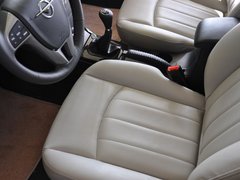 2011款 1.6 手动 豪华型