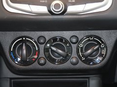 2011款 1.5L 手动 运动型