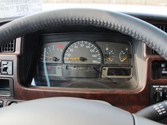 2011款 4.5 手動 尊貴VIP