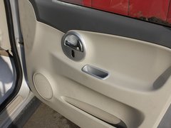 2010款 1.3L 手动 标准型 5座