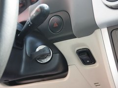 2010款 1.3L 手动 标准型 5座