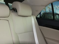 2011款 2.0L 自动 行政版