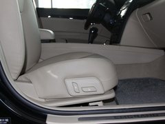 2011款 2.0L 自动 行政版