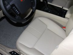 2011款 2.0L 自动 行政版