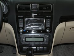 2011款 2.0L 自动 行政版