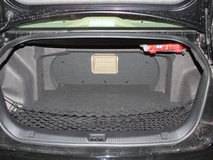 2011款 2.0L 自动 行政版