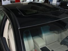 2011款 2.0L 自动 行政版