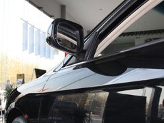 2011款 2.0L 自动 行政版