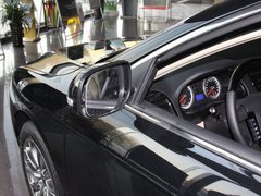 2011款 2.0L 自动 行政版