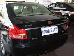 2011款 2.0L 自动 行政版