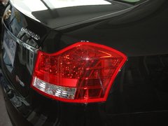 2011款 2.0L 自动 行政版