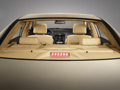 2011款 2.4L 自动 行政版
