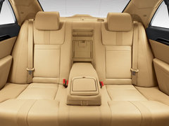 2011款 2.4L 自动 行政版