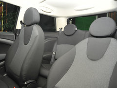 2011款 1.6L AT ONE版