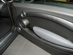 2011款 1.6L AT ONE版