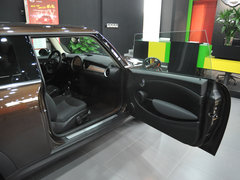 2011款 1.6L AT ONE版
