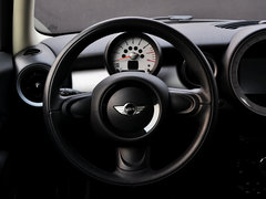 2011款 1.6L AT ONE版
