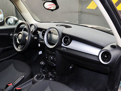 2011款 1.6L AT ONE版