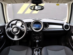 2011款 1.6L AT ONE版