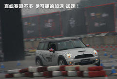 2011款 1.6L AT COOPER Fun版