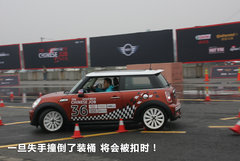 2011款 1.6L AT COOPER Fun版