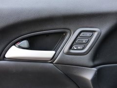 2011款 3.5L 自动 旗舰版 5座