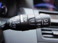 2011款 3.5L 自动 旗舰版 5座