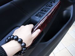 2011款 3.5L 自动 旗舰版 5座