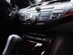 2011款 3.5L 自动 旗舰版 5座
