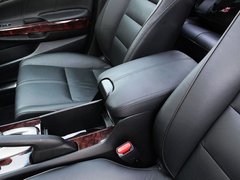 歌诗图 2011款 3.5L 自动 旗舰版 5座