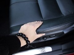 2011款 3.5L 自动 旗舰版 5座