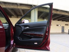 2011款 3.5L 自动 旗舰版 5座