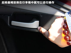 2011款 3.5L 自动 旗舰版 5座