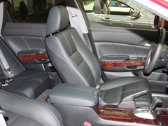 2011款 3.5L 自动 旗舰版 5座