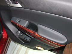 2011款 3.5L 自动 旗舰版 5座