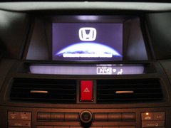 2011款 3.5L 自动 旗舰版 5座