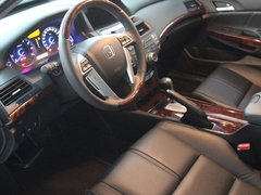 2011款 3.5L 自动 旗舰版 5座
