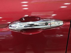 2011款 3.5L 自动 旗舰版 5座