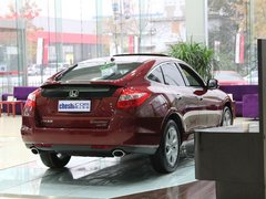 2011款 3.5L 自动 旗舰版 5座