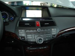 2011款 3.5L 自动 旗舰版 5座
