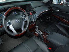 2011款 3.5L 自动 旗舰版 5座