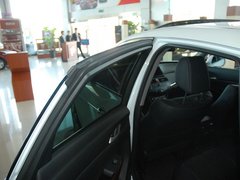 2011款 3.5L 自动 旗舰版 5座