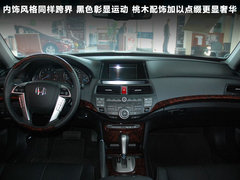 2011款 3.5L 自动 旗舰版 5座