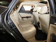 2011款 3.5L 自动 旗舰版 5座