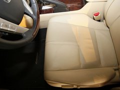 2011款 3.5L 自动 旗舰版 5座