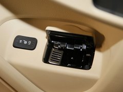 2011款 3.5L 自动 旗舰版 5座